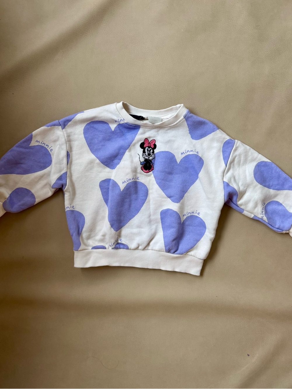 Zara White Sweatshirt with Lavender Heart Print and Minnie Applique Patch